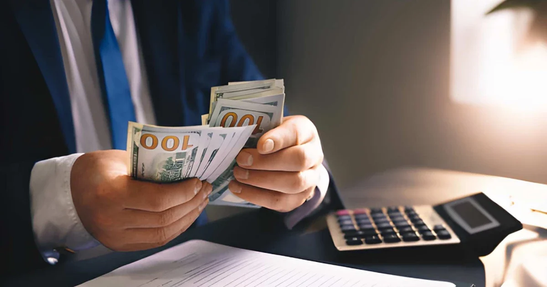 I Need a Cash Loan Right Now: How to Borrow Fast Without Making Things Worse